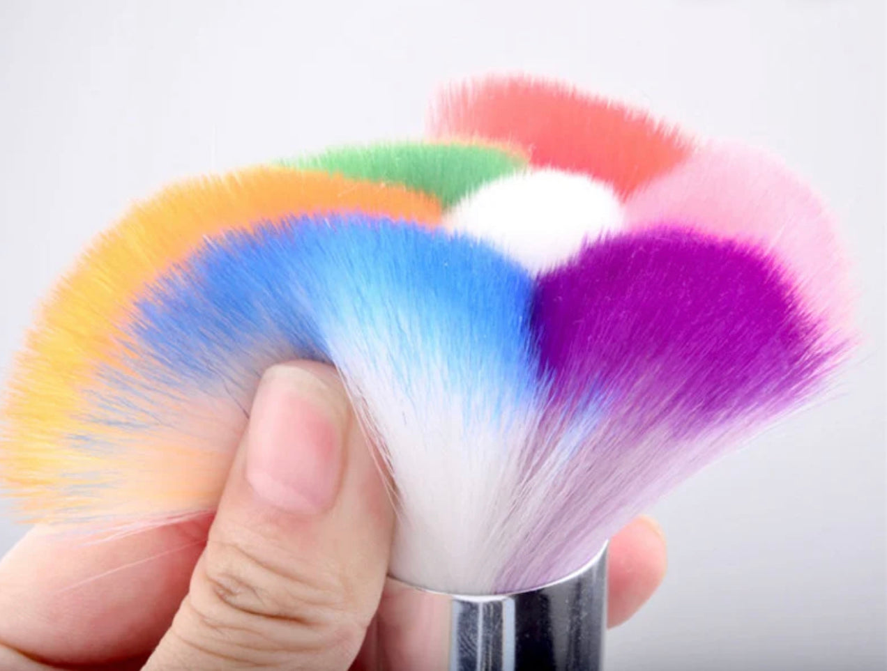 CRYSTAL LUXURY DUST BRUSH
