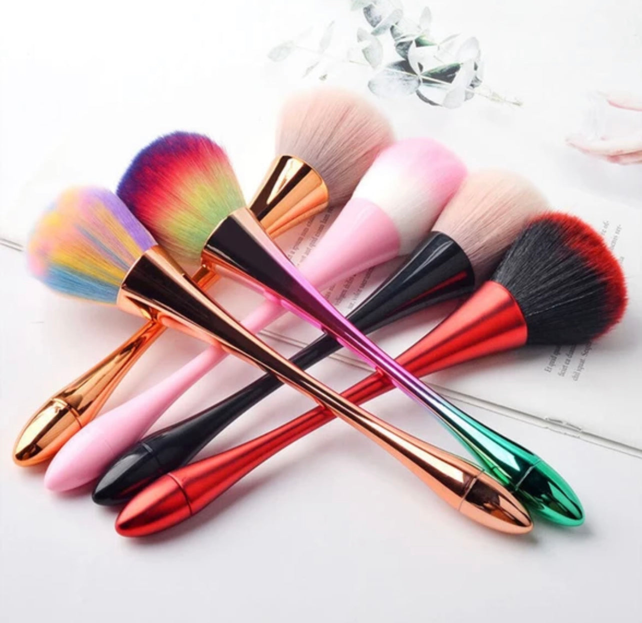 Luxury Nail Dust Brush