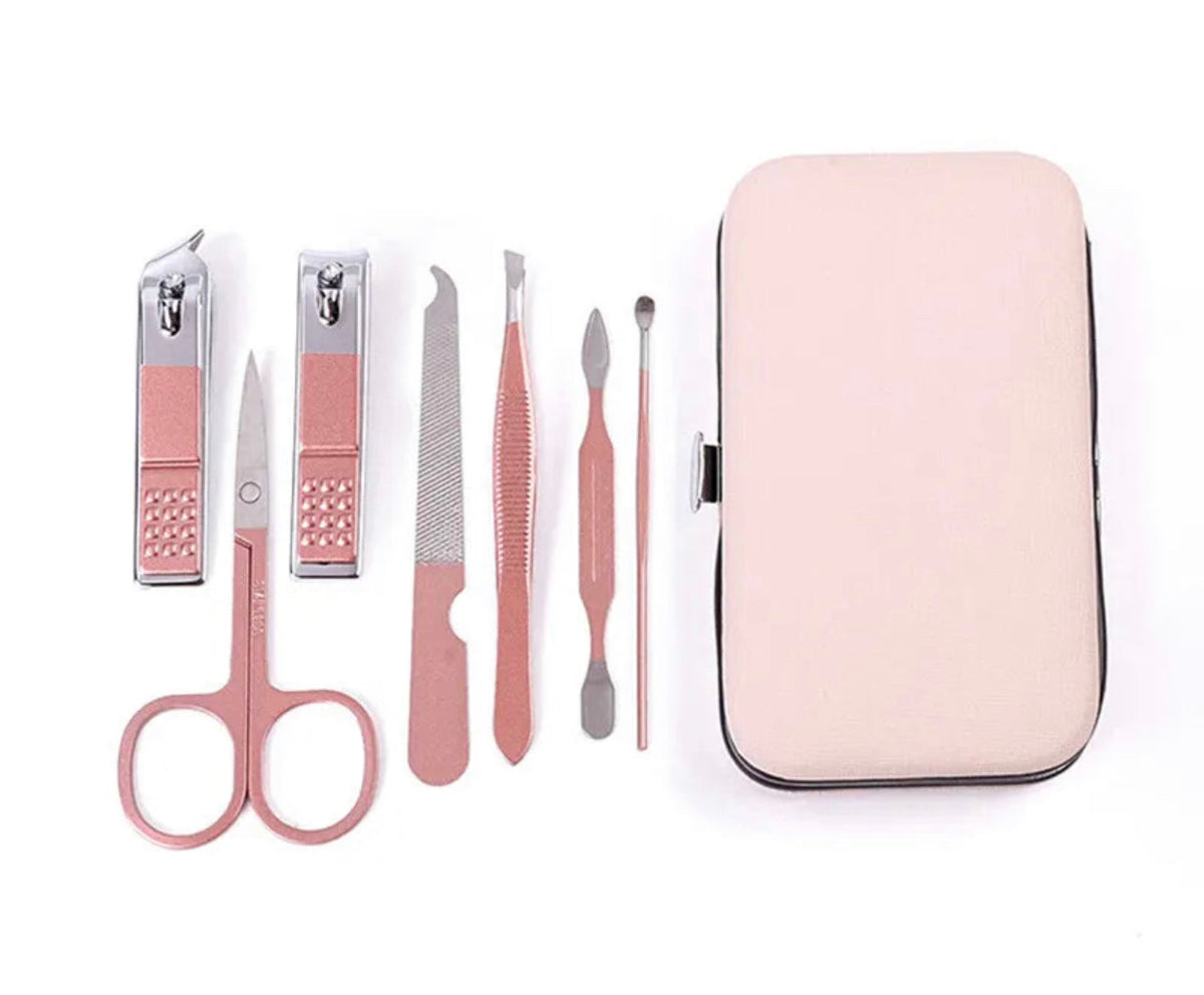 ROSE GOLD NAIL CLIPPER MANICURE SET