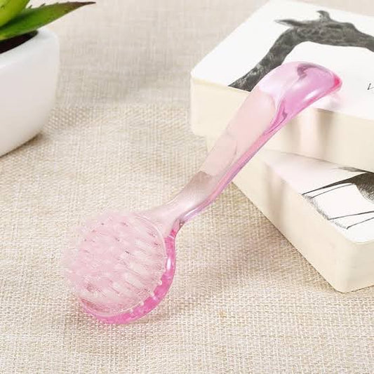 Nail Brush - Round with Cap